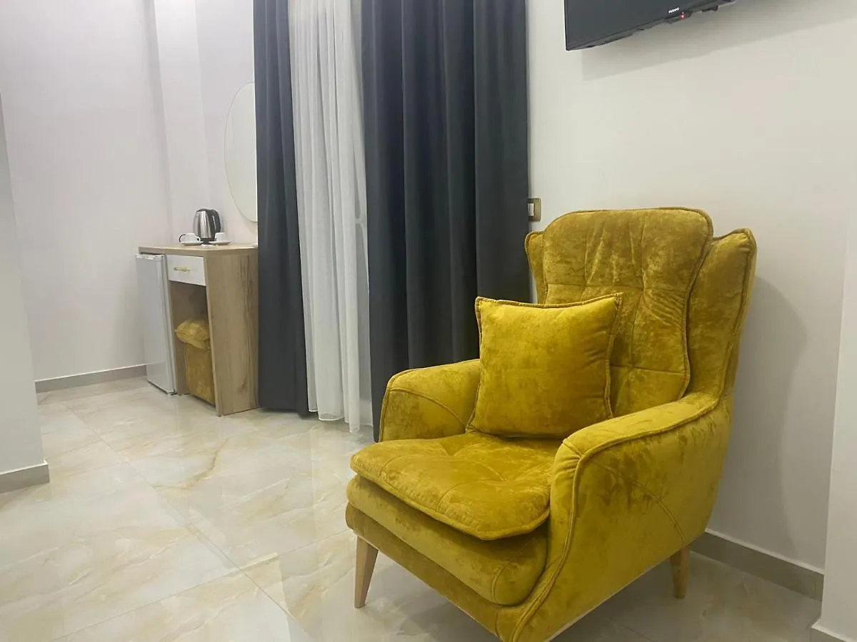 Hotel Leodori 1 Shengjin 0*,