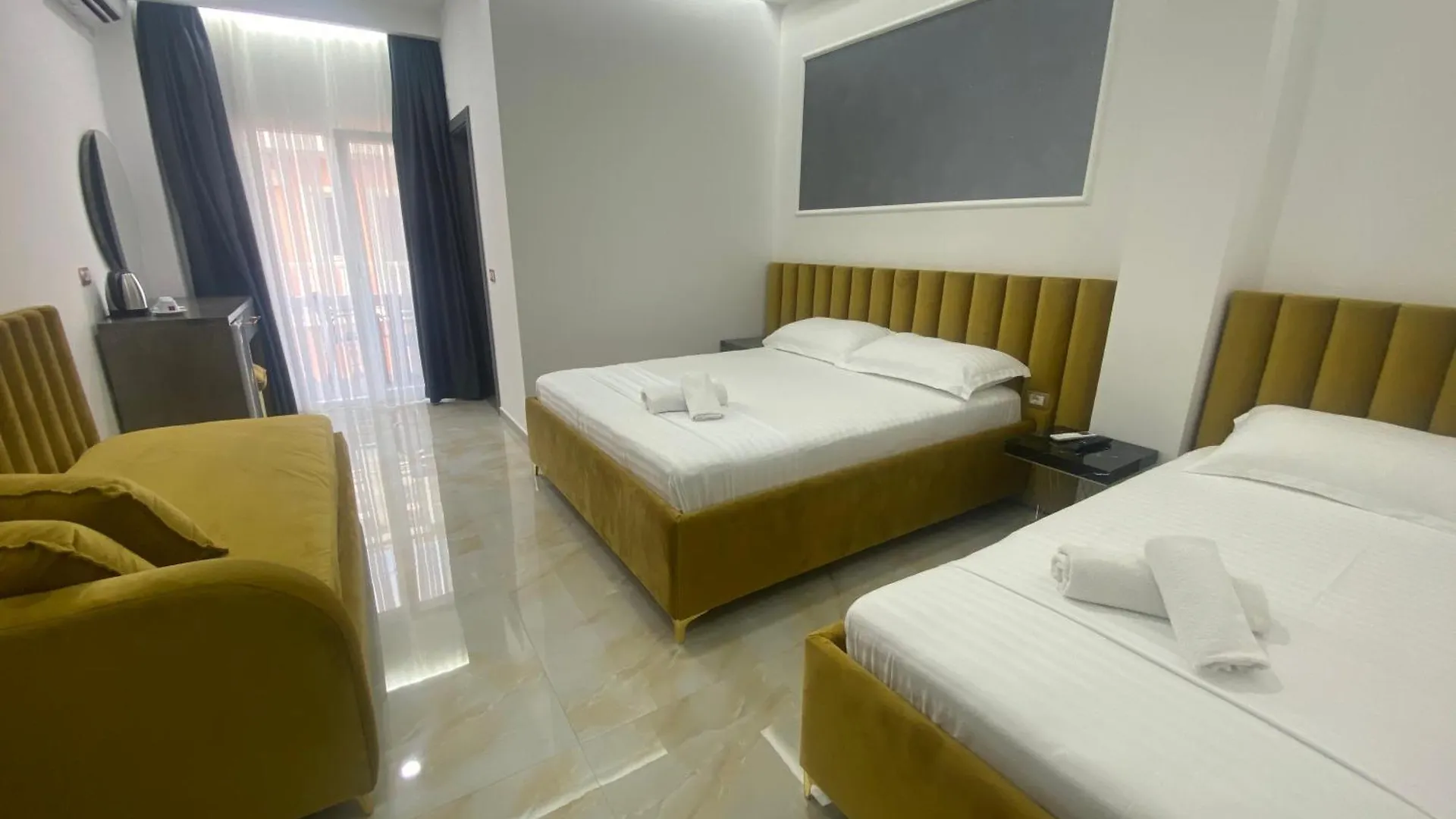 Hotel Leodori 1 Shengjin 0*,  Albania