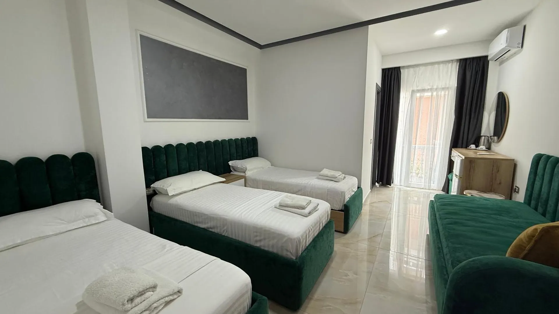 Hotel Leodori 1 Shëngjin Albanien