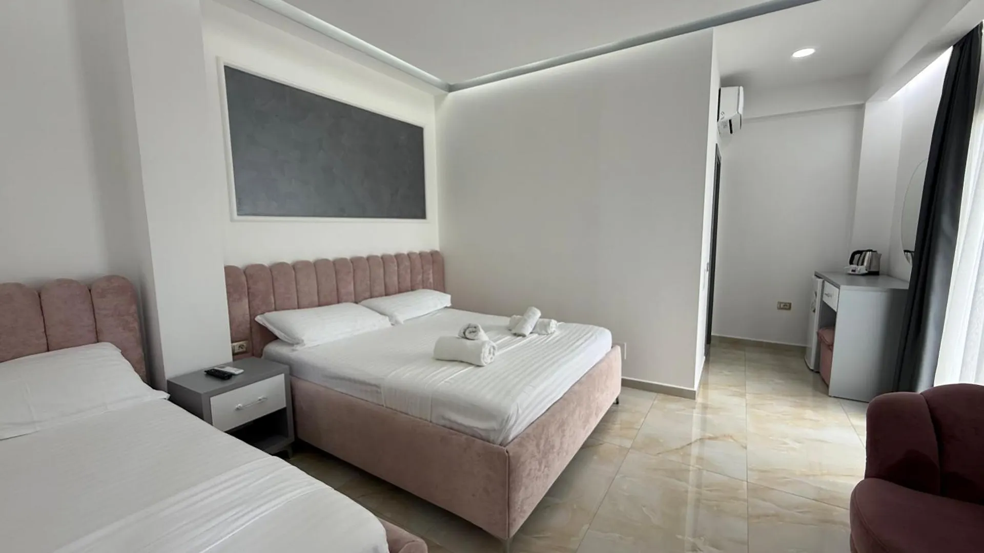 Hotel Leodori 1 Shengjin Apartment
